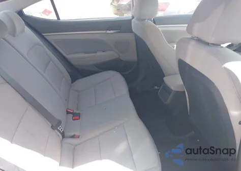 2017 Hyundai Elantra Se z USA, uszkodzony, nr VIN 5NPD84LFXHH159480